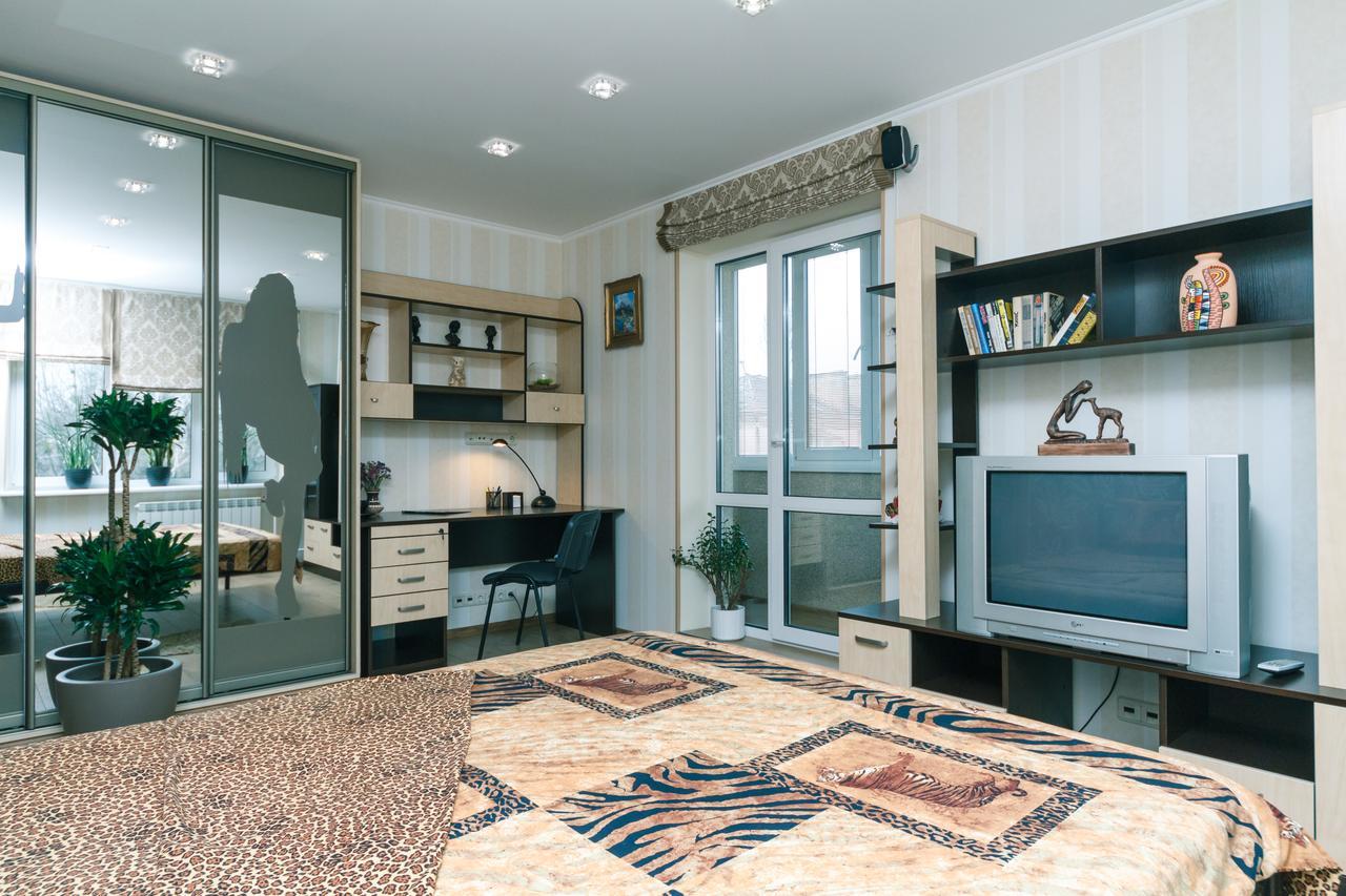 Apartment On Sevastopolska Square Kiev Esterno foto